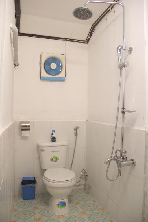 Lpq Backpackers Hostel 琅勃拉邦 客房 照片