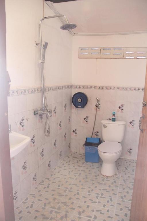 Lpq Backpackers Hostel 琅勃拉邦 客房 照片